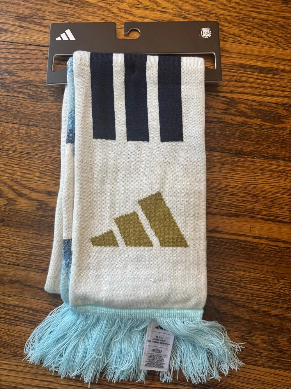 ARGENTINA 26 SCARF AFA Light Blue, White and Navy Crest Scarf Towel (NWT)